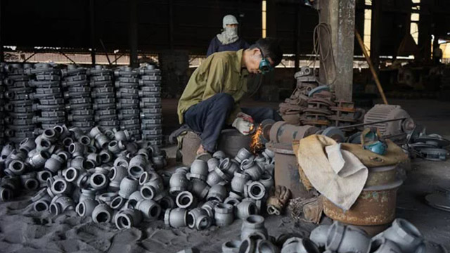 Which industry does the metal foundry serve?