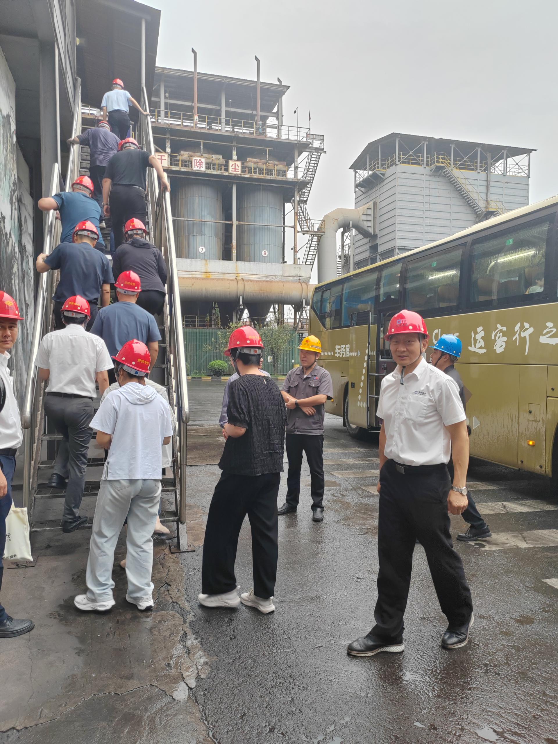 Bangladeshi Client’s Visit and Strong Recognition of Our Pig Iron